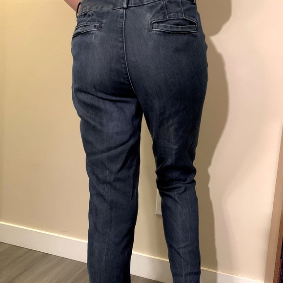 Banana Republic Size 8 Women’s Jeans - Picture 2 of 3